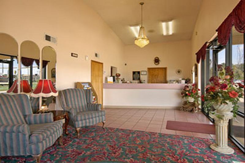 Super 8 By Wyndham Clarksville Ar Beltér fotó